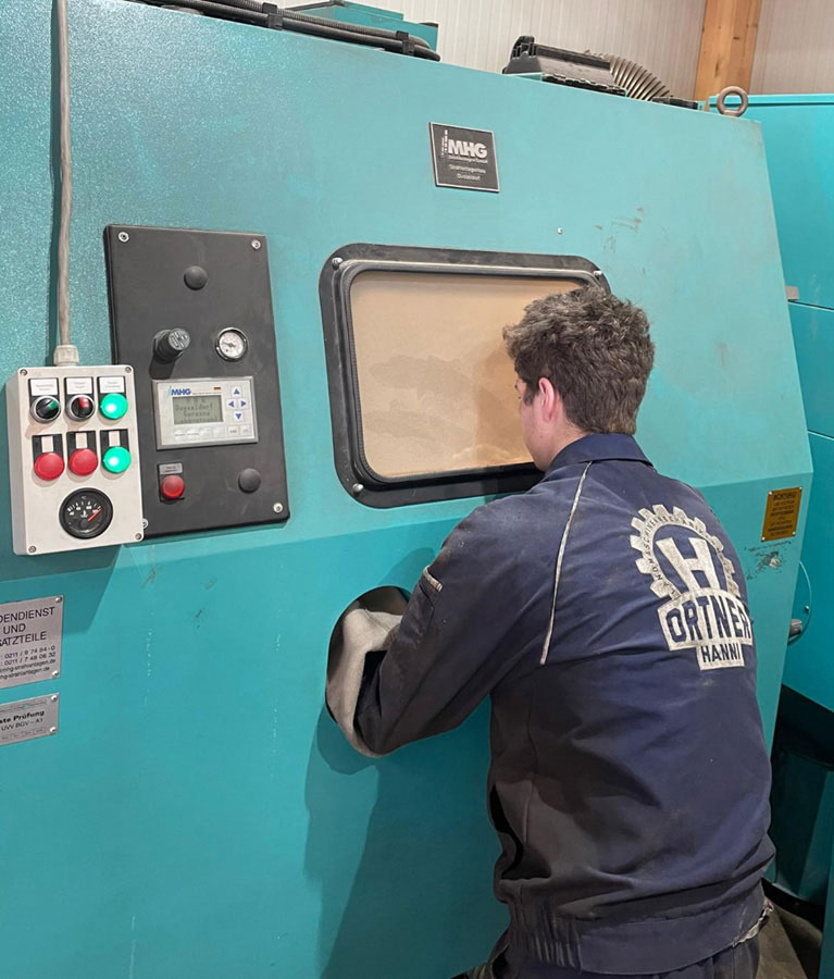 Anschaffung Sandstrahlkabine / Diagnosesysteme Bosch