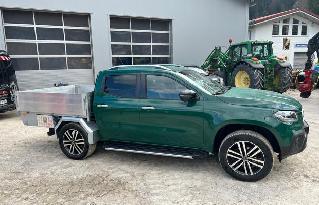 Neubau Pritsche Mercedes X-Klasse, Kotflügel Ortner, Komplette Revision